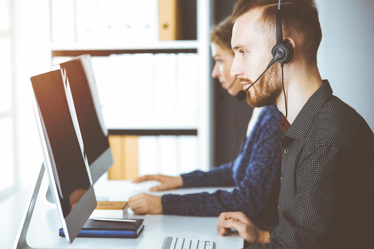 Man working in Contact Center